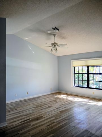 3451 Jog Park Drive, Greenacres, FL 33467