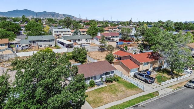 5480 S SILVERTIP DR, Salt Lake City, UT 84118