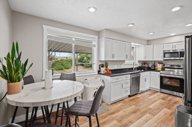 5480 S SILVERTIP DR, Salt Lake City, UT 84118