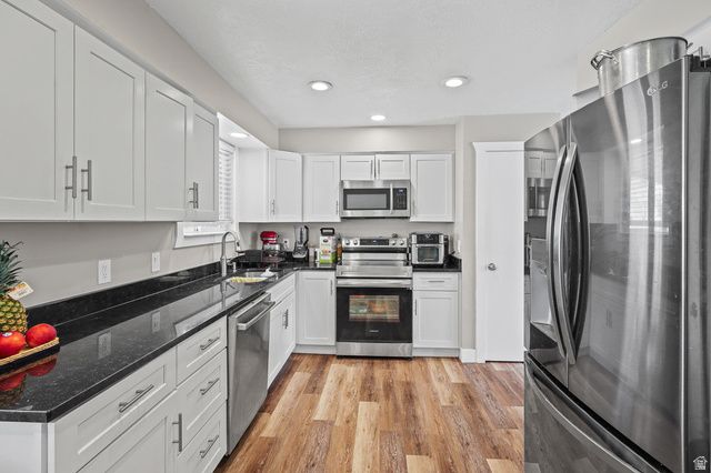 5480 S SILVERTIP DR, Salt Lake City, UT 84118