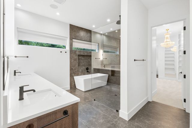 9816 Mixon Drive, Dallas, TX 75220