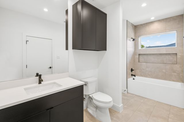 9816 Mixon Drive, Dallas, TX 75220