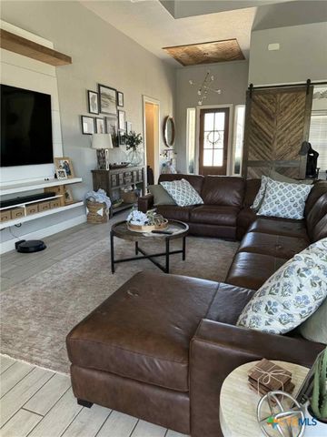 8201 Collins Creek Drive, Salado, TX 76571