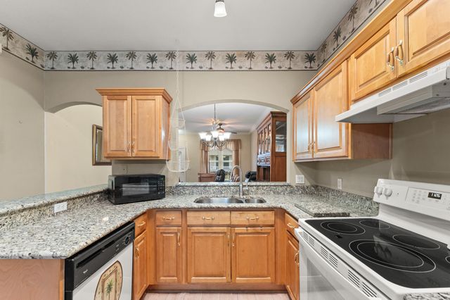 579 NW San Remo Circle, Port St. Lucie, Port St Lucie, FL 34986