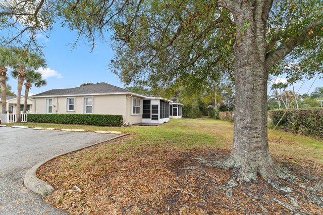 579 NW San Remo Circle, Port St. Lucie, Port St Lucie, FL 34986