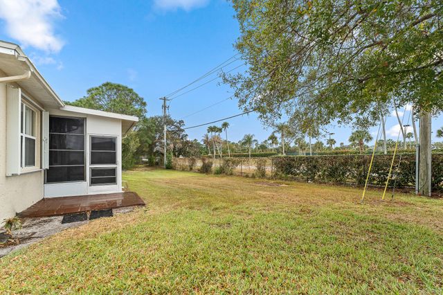 579 NW San Remo Circle, Port St. Lucie, Port St Lucie, FL 34986