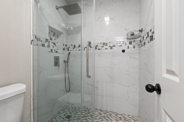 713 W Rosemary Street, Quinlan, TX 75474