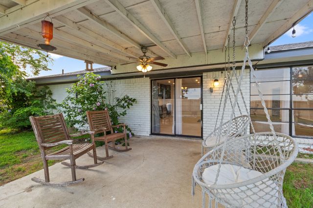 713 W Rosemary Street, Quinlan, TX 75474
