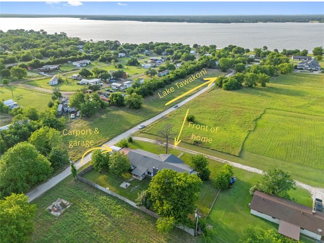 713 W Rosemary Street, Quinlan, TX 75474