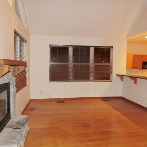 2413 South Ridge Place, Hidden Valley, PA 15502