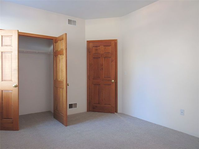 2413 South Ridge Place, Hidden Valley, PA 15502