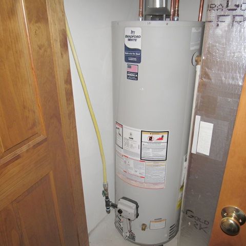 2413 South Ridge Place, Hidden Valley, PA 15502