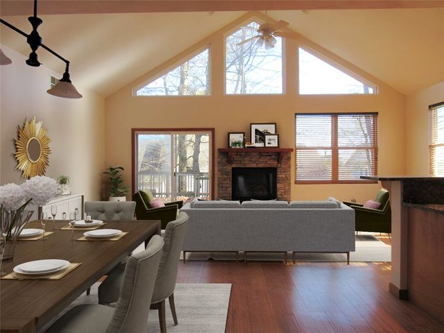 2413 South Ridge Place, Hidden Valley, PA 15502