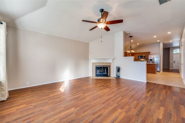 8628 Tumbleweed Drive, Cross Roads, TX 76227