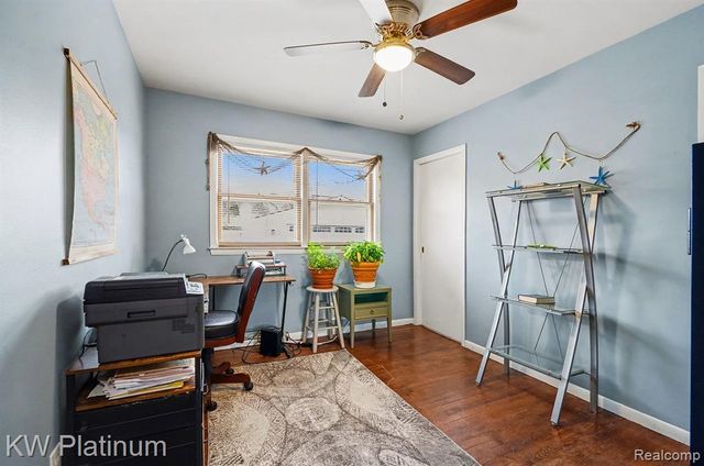 22812 Doremus Street, Saint Clair Shores, MI 48080