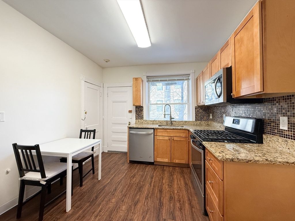 158 Kelton St 4, Boston, MA 02134