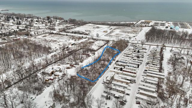3859 E ADDISON AVENUE, Oak Creek, WI 53154
