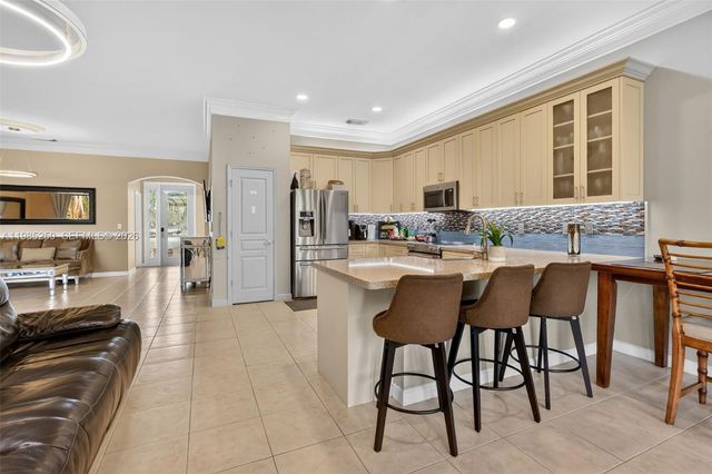 10701 SW Waterway Ln, Port St. Lucie, FL 34987