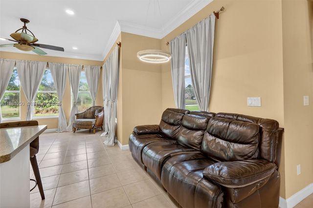 10701 SW Waterway Ln, Port St. Lucie, FL 34987