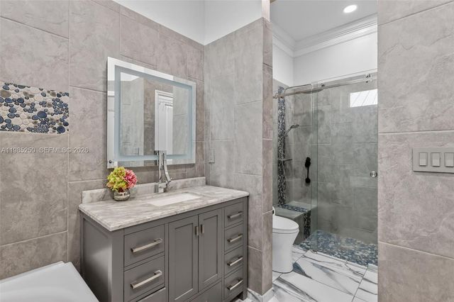 10701 SW Waterway Ln, Port St. Lucie, FL 34987