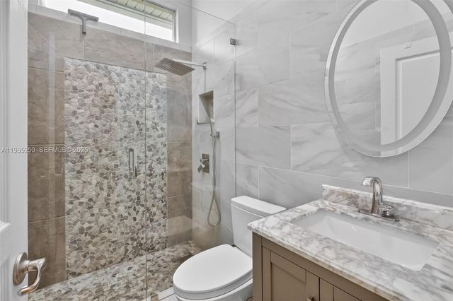 10701 SW Waterway Ln, Port St. Lucie, FL 34987