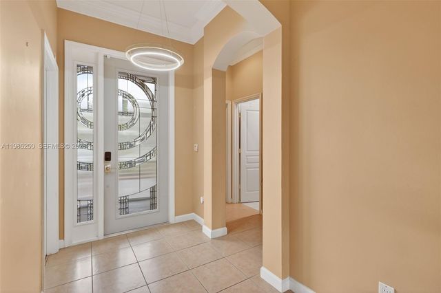 10701 SW Waterway Ln, Port St. Lucie, FL 34987