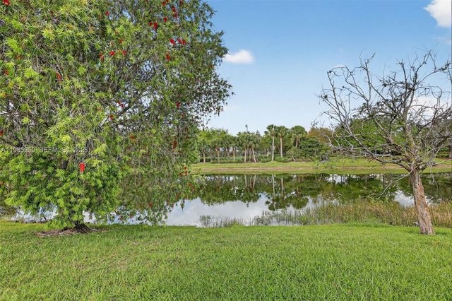 10701 SW Waterway Ln, Port St. Lucie, FL 34987