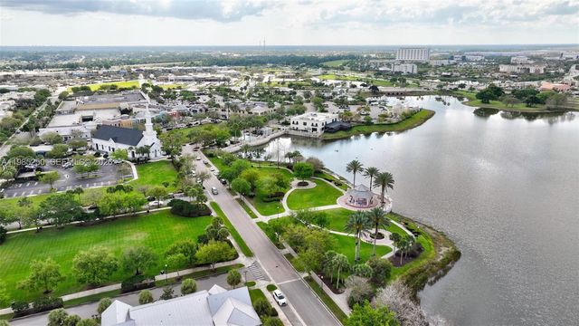 10701 SW Waterway Ln, Port St. Lucie, FL 34987