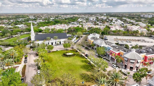 10701 SW Waterway Ln, Port St. Lucie, FL 34987