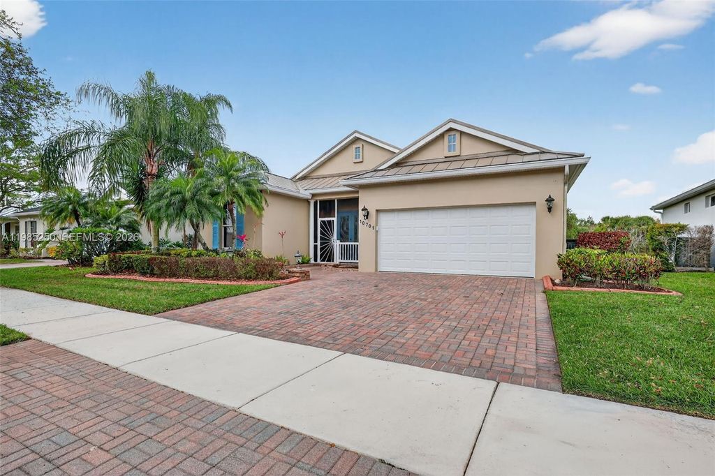 10701 SW Waterway Ln, Port St. Lucie, FL 34987