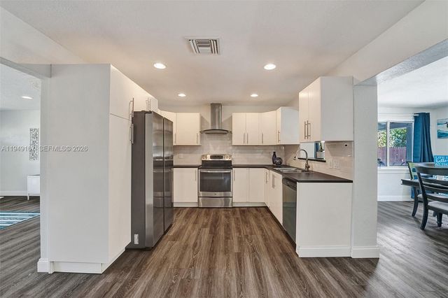 3730 SW 47th Ct 0, Dania Beach, FL 33312