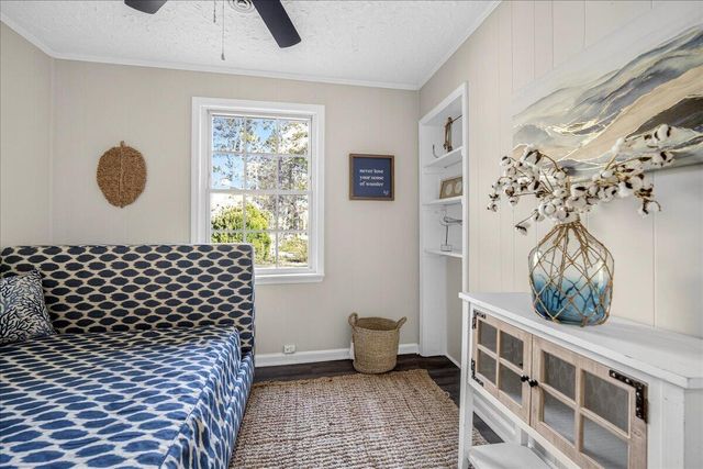 201 Gardeners Walk, Cross, SC 29436