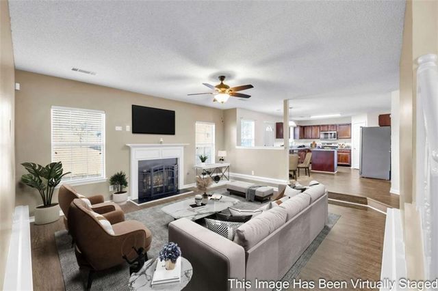 6724 Overlook Ridge, College Park, GA 30349