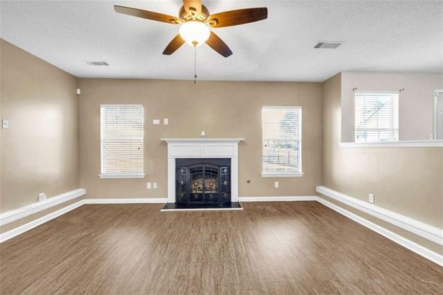 6724 Overlook Ridge, College Park, GA 30349