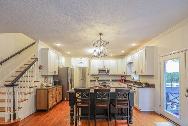 16 Greenwood Place, Paducah, KY 42003