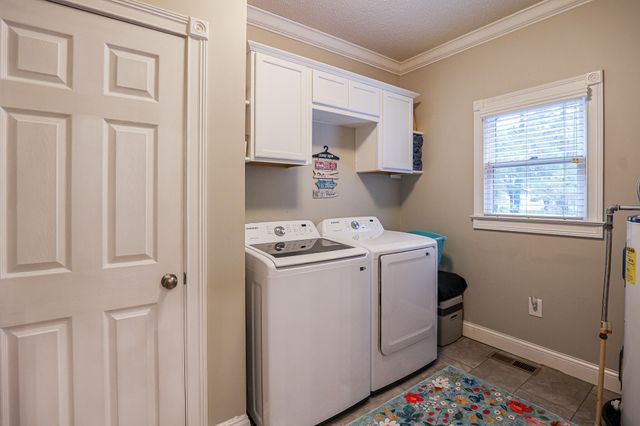 16 Greenwood Place, Paducah, KY 42003