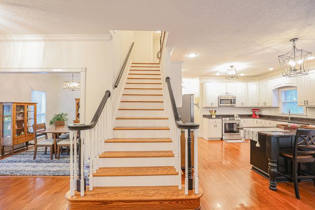 16 Greenwood Place, Paducah, KY 42003