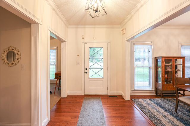 16 Greenwood Place, Paducah, KY 42003
