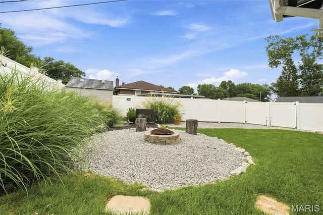 9401 Reavis Barracks Road, St Louis, MO 63123