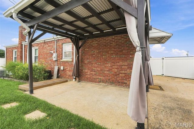 9401 Reavis Barracks Road, St Louis, MO 63123