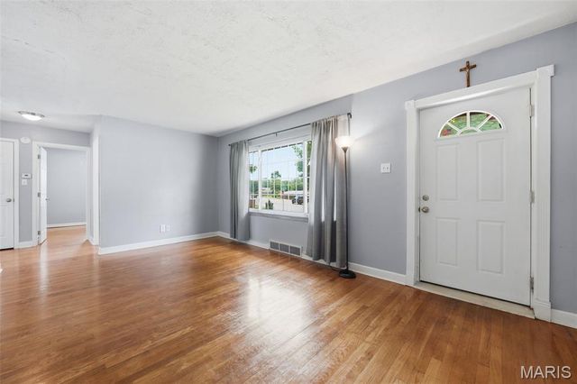 9401 Reavis Barracks Road, St Louis, MO 63123