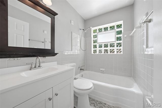 9401 Reavis Barracks Road, St Louis, MO 63123