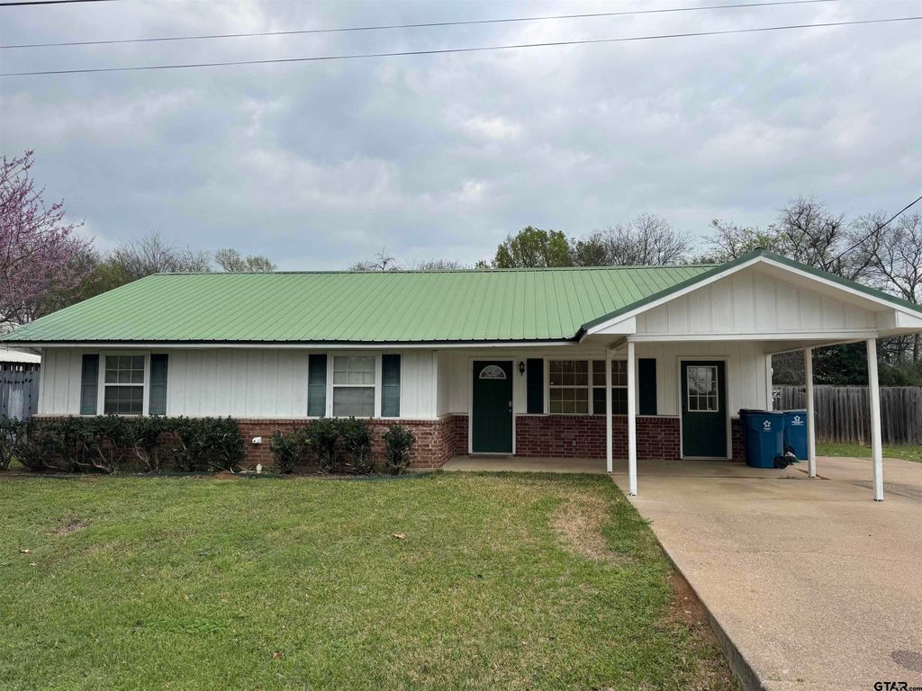 407 Sanders, Bullard, TX 75757