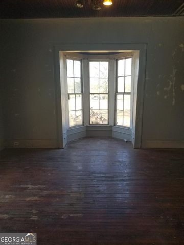 210 N 14th Street, Lanett, AL 36863