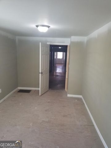 210 N 14th Street, Lanett, AL 36863