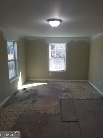 210 N 14th Street, Lanett, AL 36863