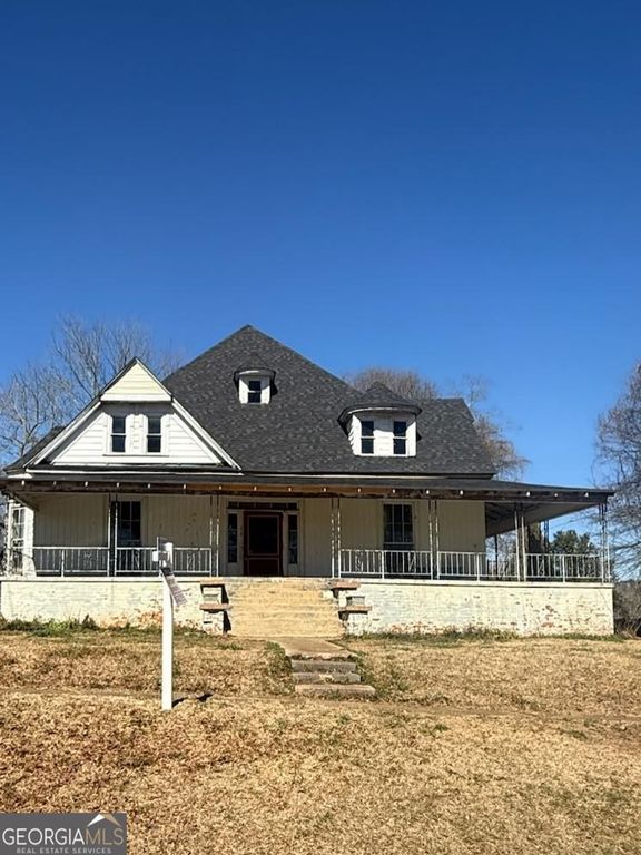 210 N 14th Street, Lanett, AL 36863