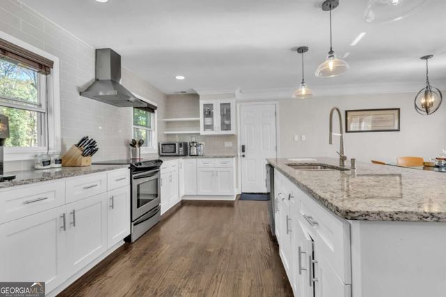 2363 Oakridge Court, Decatur, GA 30032