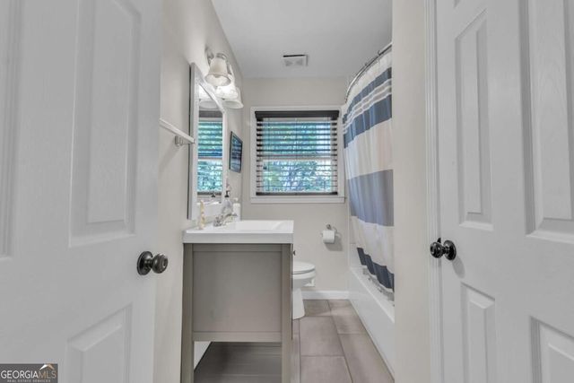 2363 Oakridge Court, Decatur, GA 30032