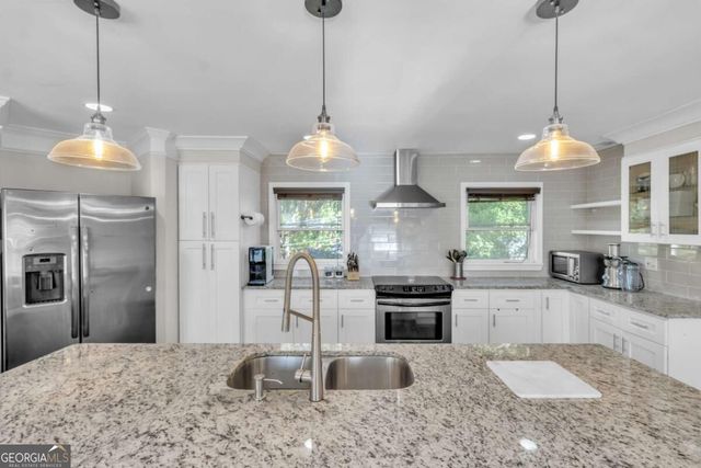 2363 Oakridge Court, Decatur, GA 30032